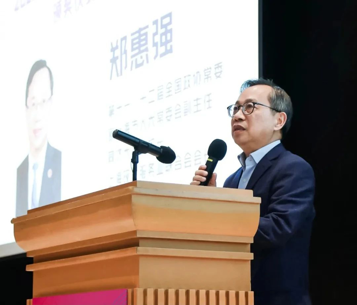 b7c9eaff185956cbeeeebffd5690963f.jpg b7c9eaff185956cbeeeebffd5690963f.jpg